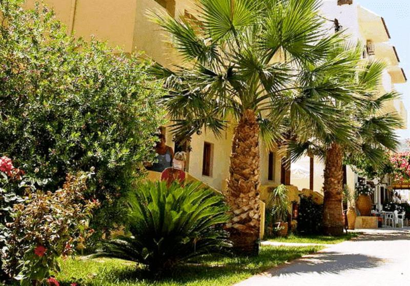 Lia Sofia Apartments Stalida Exterior photo