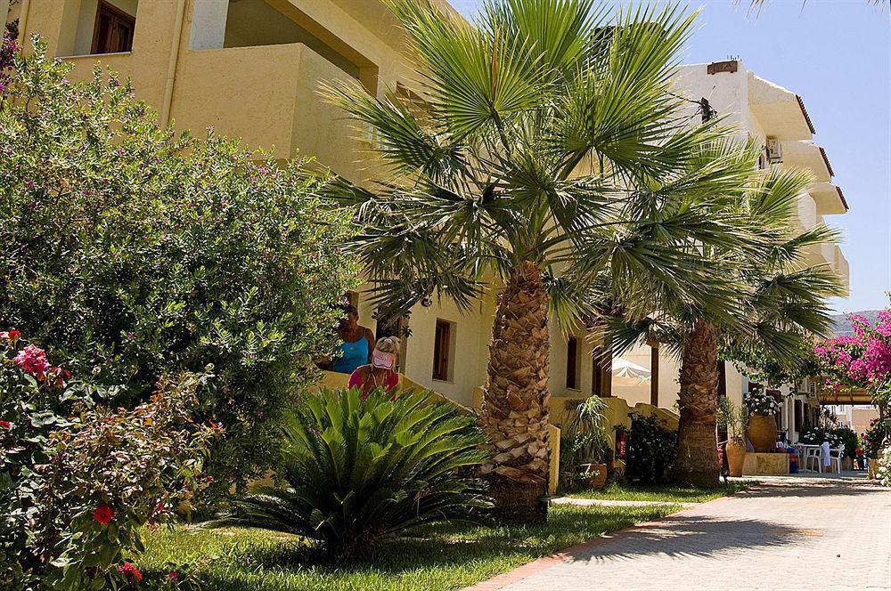Lia Sofia Apartments Stalida Exterior photo
